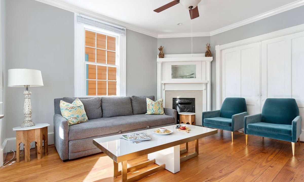 Cannonborough Elliotborough Apartment | Just Blocks from King St | Sweetgrass (Suite A)