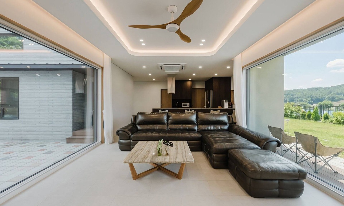 Ansan House | Just Spring, Daebudo