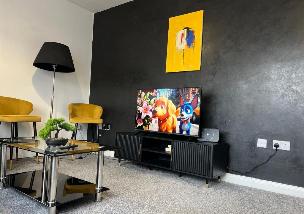 Warrington Apartment | Just Stay 2