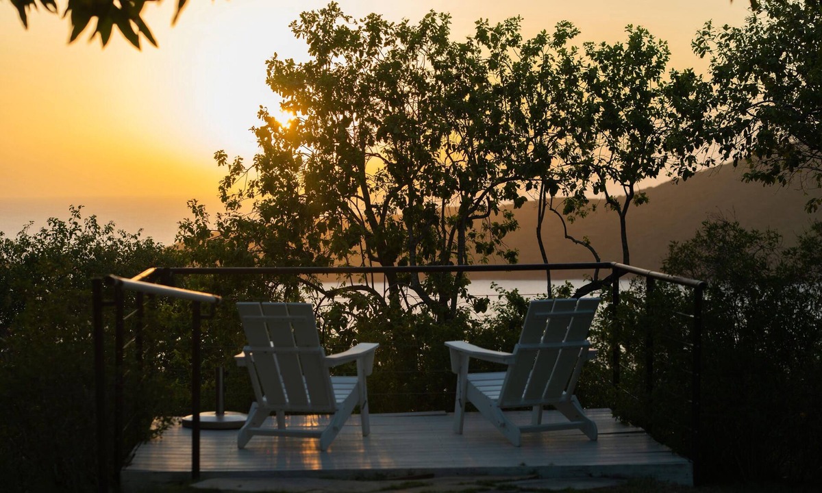 Playa Sardinas I Bed & Breakfast | Just steps away from a tropical garden with mango trees and tropical fruits