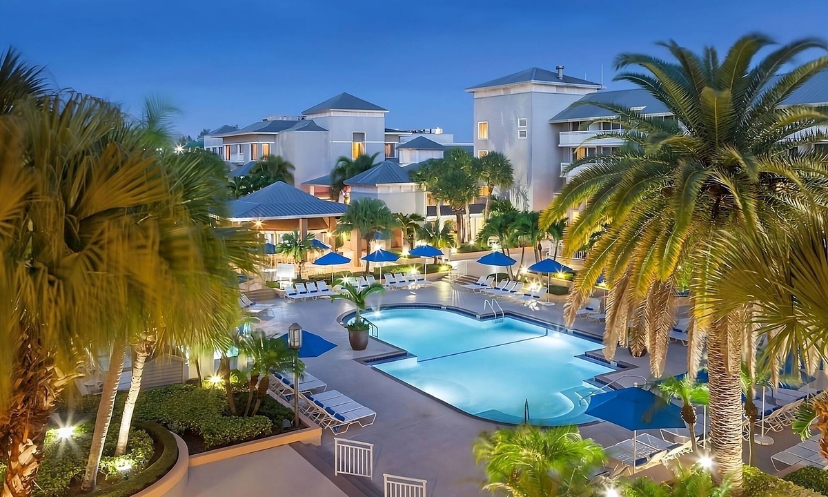 Stuart House | Just Steps From Sun & Sand! Perfect Island Location, Near Elliott Museum!