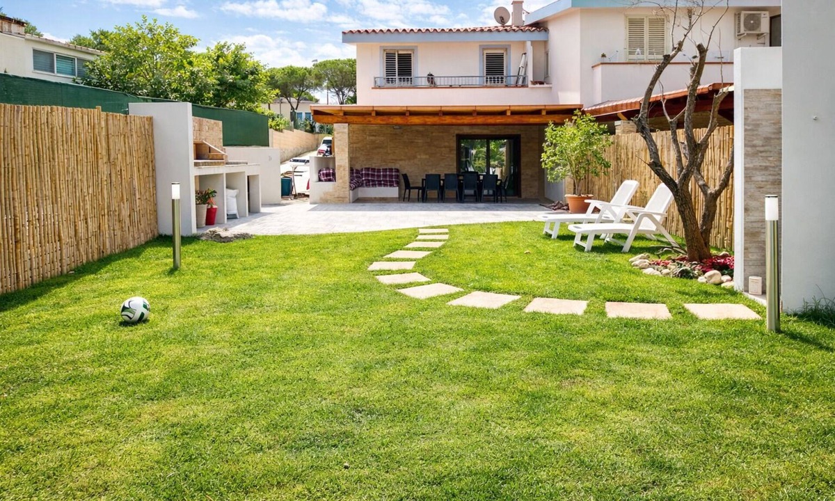 San Giovanni House | [Just steps from the beach]Cozy new home with veranda and garden in San Giovanni