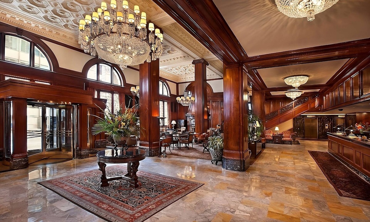 Downtown Portland House | Just What You Were Looking For! 3 Classy Units, Pet-Friendly Property