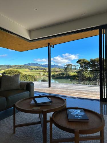Raglan House | Kōtare Grove