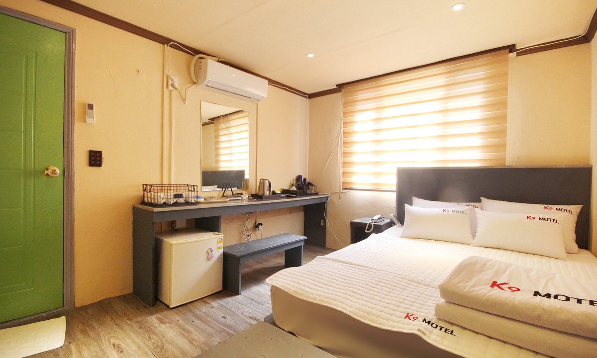 Busanjin Hotel | K9 Motel