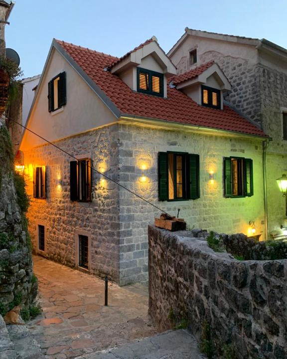 Kotor Old Town House | KAŽIN supreme
