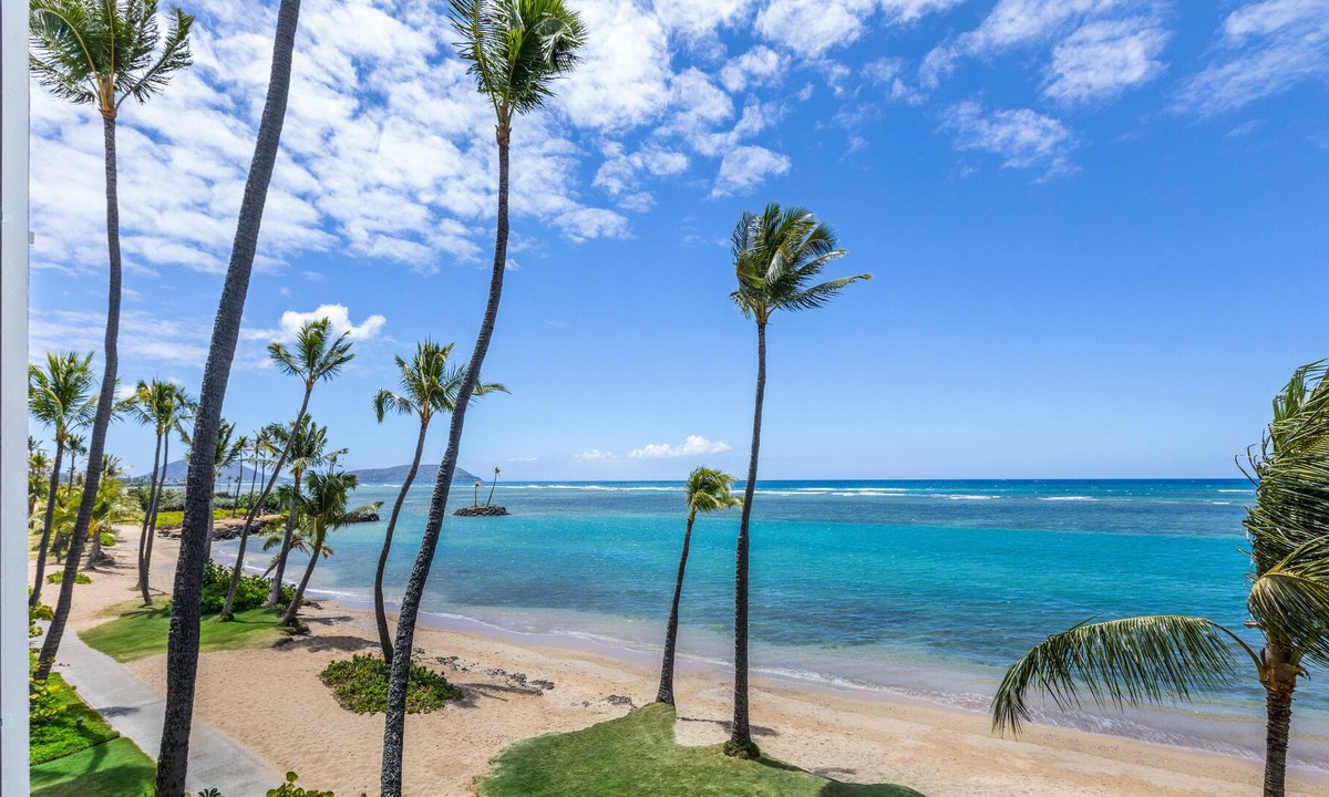 Kahala Apartment | Kahala BEACH-FRONT Huge Apartment
