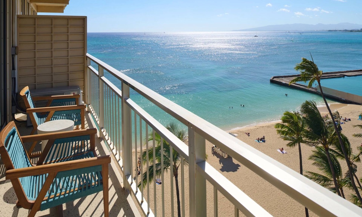 Diamond Head - Kapahulu - St. Louis Hotel | Kaimana Beach Hotel