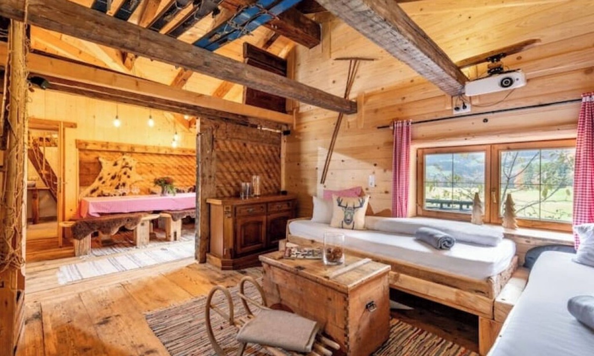 Ebbs House | Kaiserlounge Harald Astner - Alpine chalet with charm & mountain views