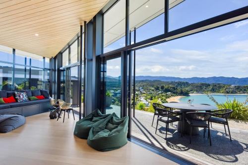 Ngaio Bay House | Kaiteri Sands Retreat