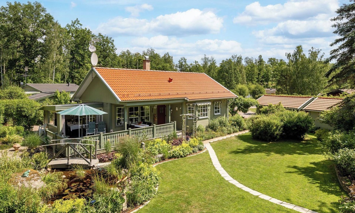 Brokind House | Kallvik by Interhome