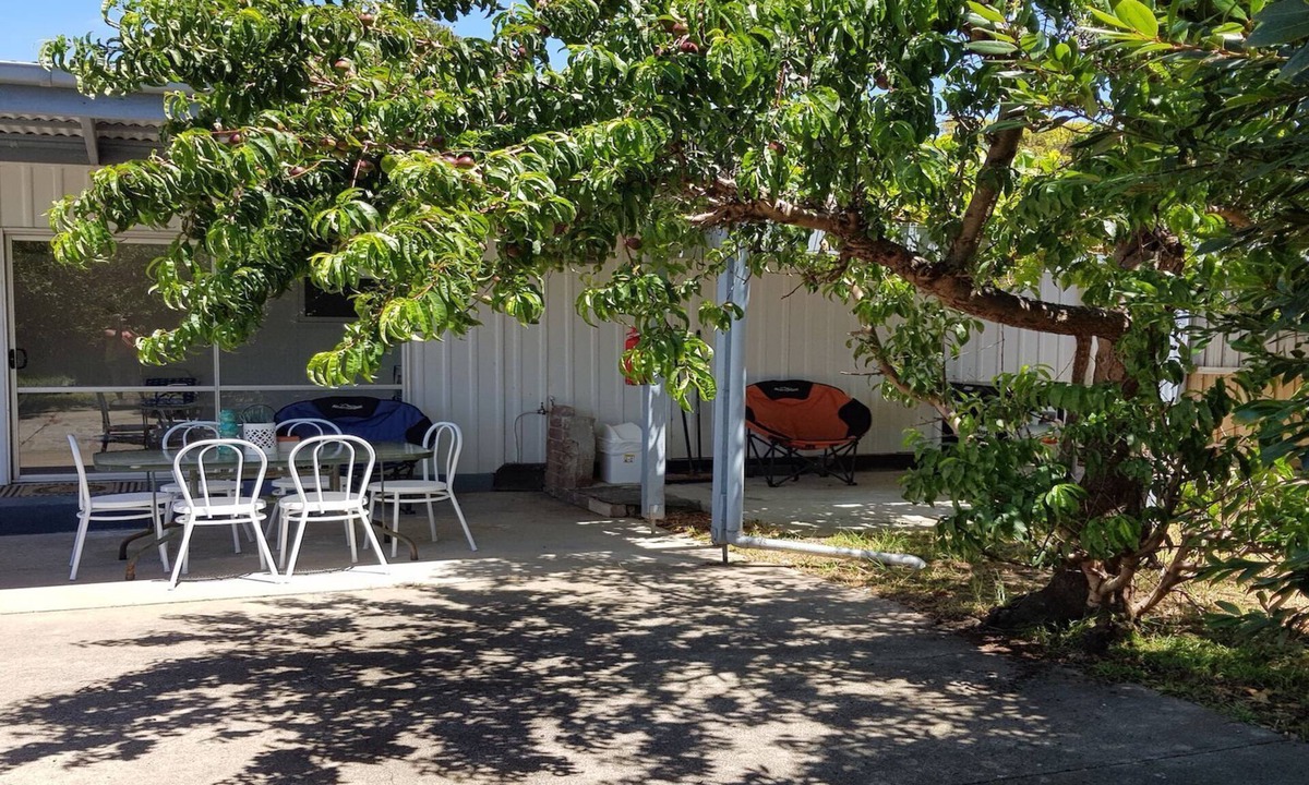 St Leonards House | Kama-On-Thomson Blvd