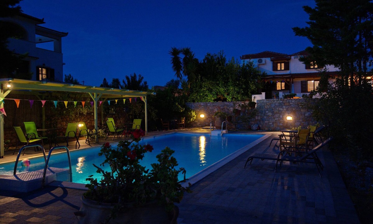 Votsi Villa | Kamelia Villa 2 in Alonissos
