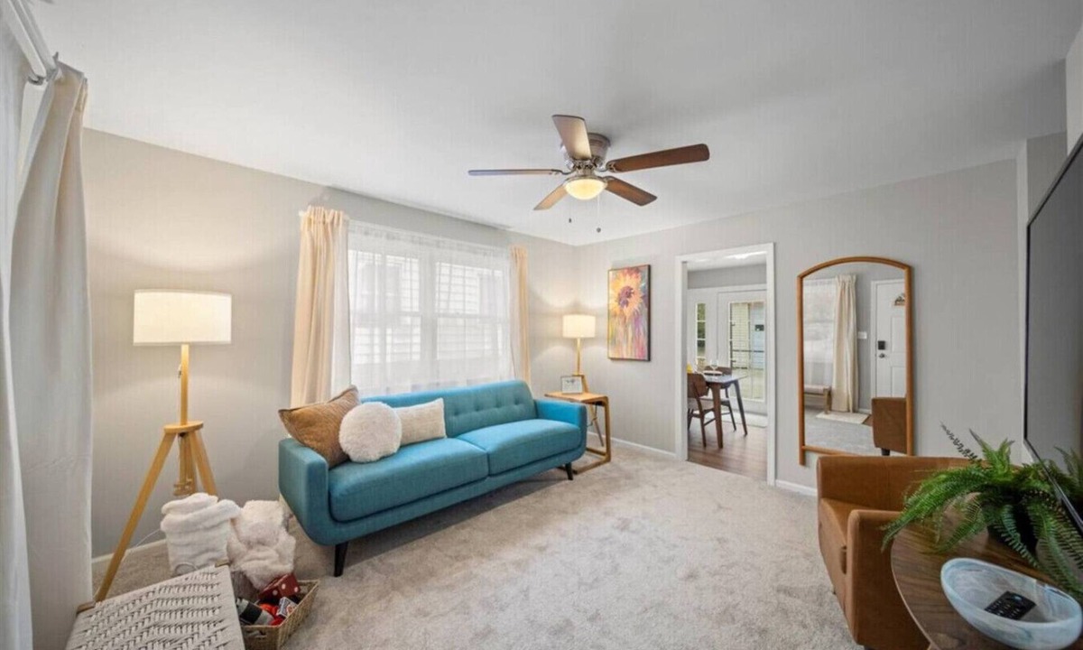 Kansas City House | Kansas City Quiet Cottage