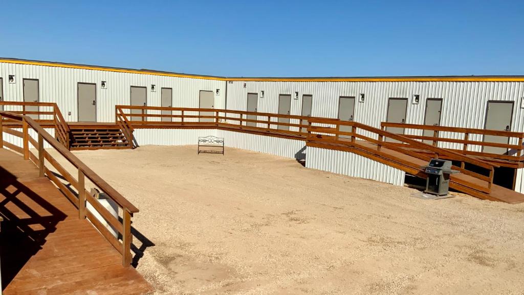 Carlsbad Hotel | Karbani Inn