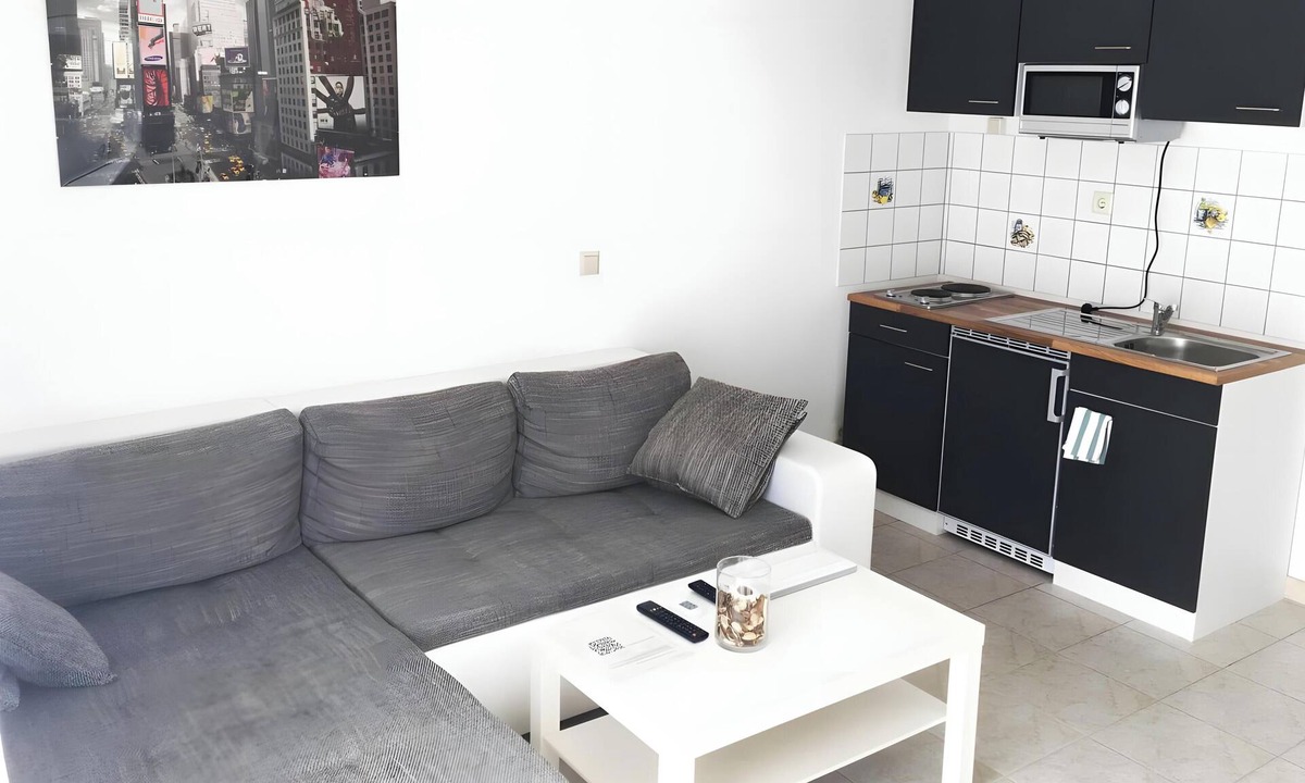 Neckarsulm Apartment | KaRest – Compact Apartment with Balcony