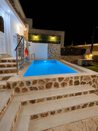 Kremasti Villa | Katsaras Sunset & Pool House