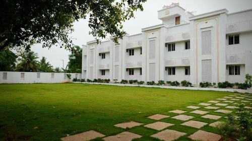 Injambakkam Hotel | Kaustubh