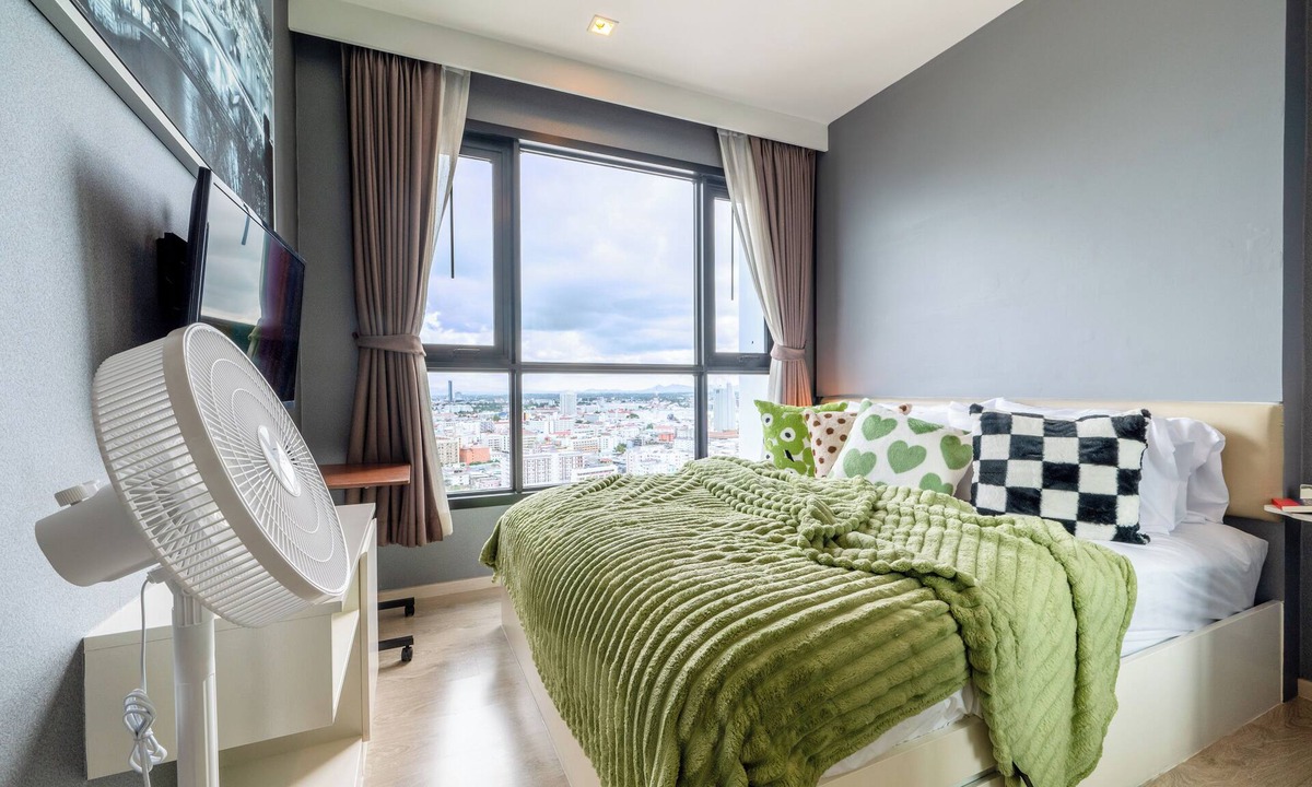 Pattaya Bay Apartment | Kaws Theme - Luxury Seaview High Floor l Infinity Pool l Central Pattaya