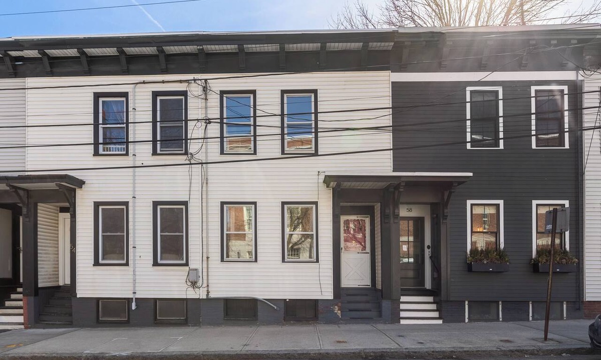 East Cambridge House | Kendall Sq Gem Perfect for MIT, MGH & Business Travelers Private 2BR Home
