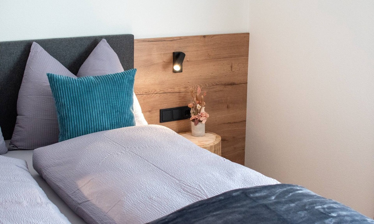 Casola Apartment | Kerschbama Farm Apartment Peppe with Mountain View, Shared Garden and Wi-Fi