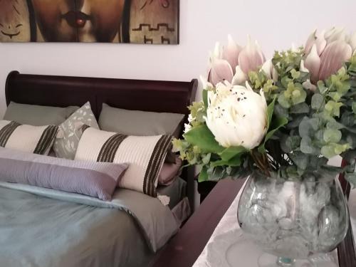 Rustenburg Cabin | Kettle Guest Lodge Rustenburg
