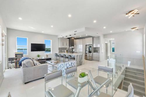 Paradise Point House | Key Largo Oceanfront Oasis with Pool and Hot Tub