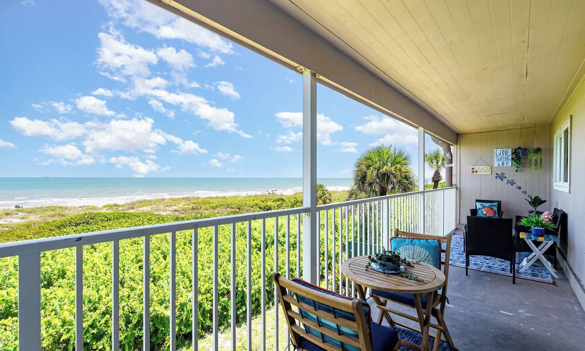 Cocoa Beach Condo | Key West Style: 2B/2B Direct Beach Front Condo with Awesome Ocean views