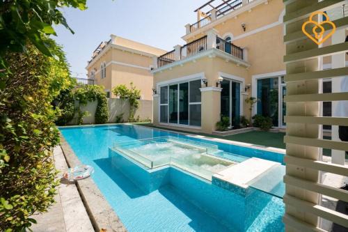 Jumeirah Park Villa | keysplease 4 BR Villa private pool, Jumeirah Park