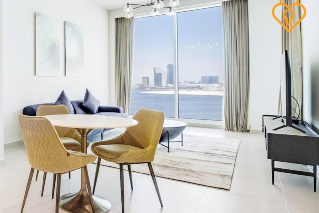 Dubai Apartment | Keysplease Spectacular Views Modern 1BR Creek Gate 602