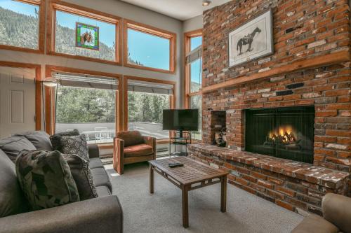 Keystone House | Keystone Bristlecone Home 31 by SummitCove Lodging
