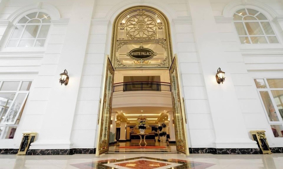 Thai Binh Hotel | Khach san White Palace Lam Son