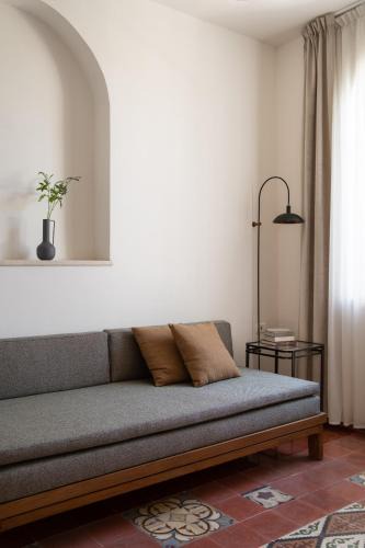 Ein Karem Hotel | Khan Ein Karem Boutique Hotel