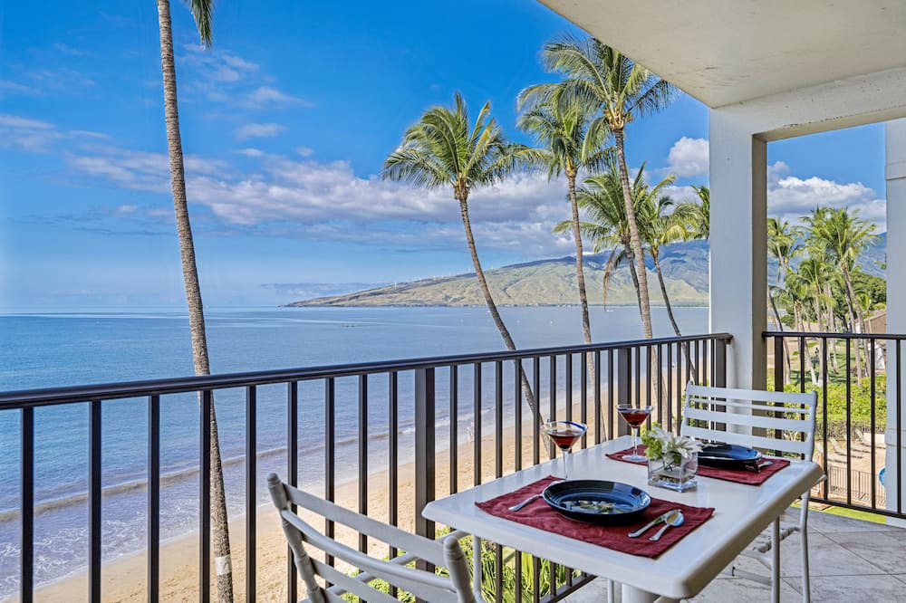 Kihei Condo | Kihei Beach #406 – Panoramic Ocean Views and Relaxed Luxury