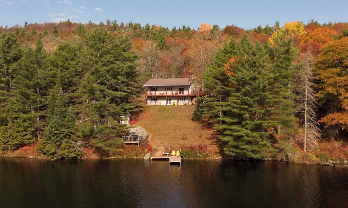 Greater Madawaska Cabin | KilDrummy Cottage with Sauna