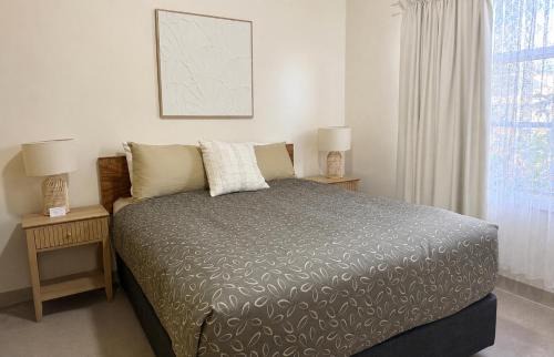 Kimba Apartment | Kimba Units - Better than a motel room - self contained and pet friendly