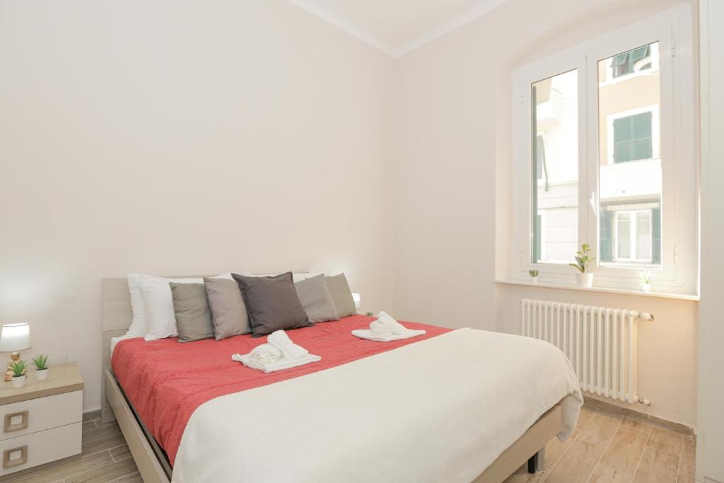 Genoa Apartment | King - 1000Mbps - Netflix - SmartTV - Full Kitchen