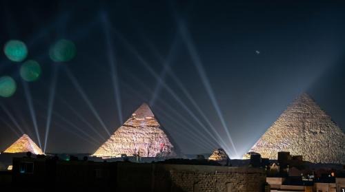 Al Haram House | King Badr pyramids