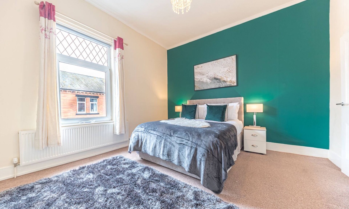 Barrow-in-Furness House | ♡KING BED♡ LUXURY CITY CENTRE HOUSE