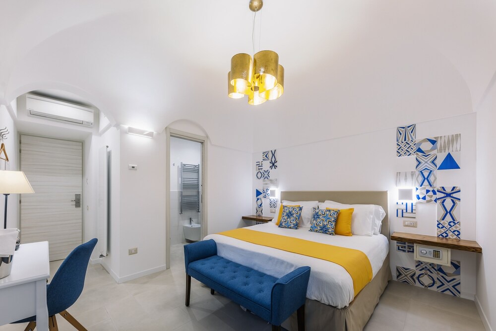 Ravello Bed & Breakfast | King Deluxe double room - Monte Brusara Relais
