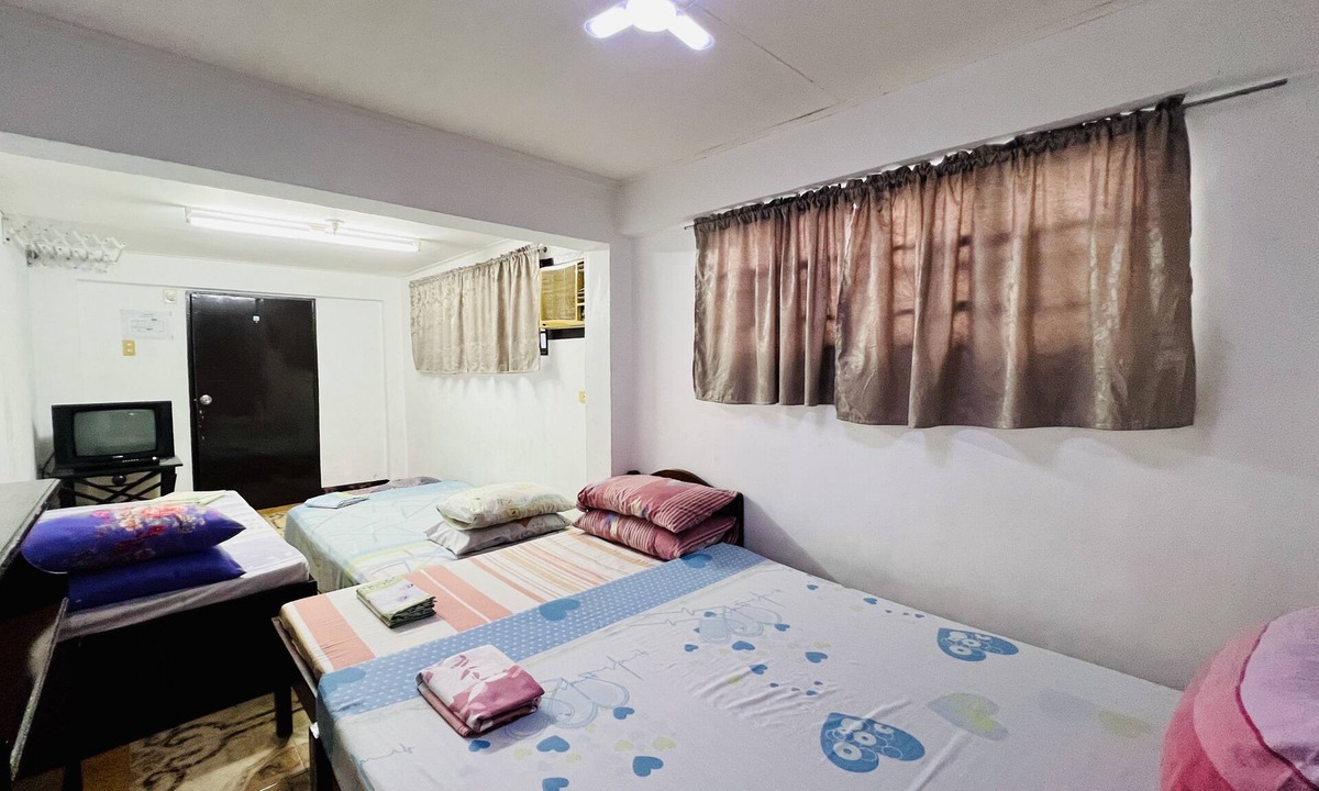 Bantay House | King Henrys Transient House
