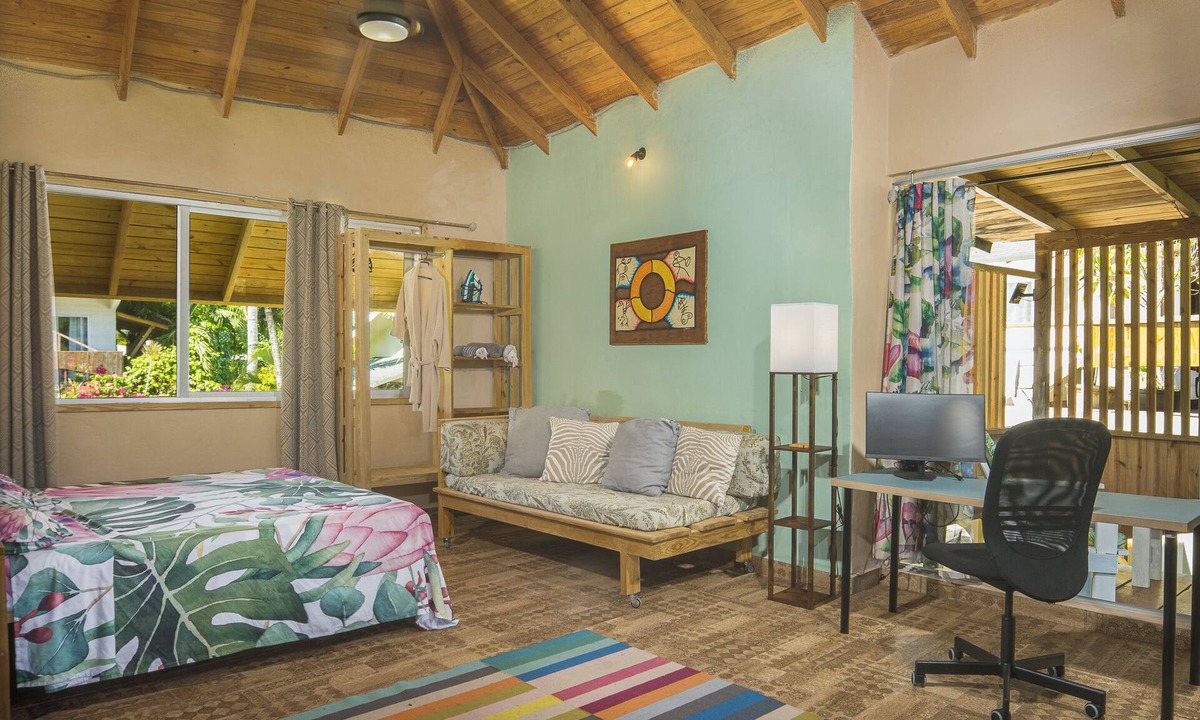 ProCab Apartment | King Loft max 3 people, close to center. Boutique Hotel.Kite School and trips.