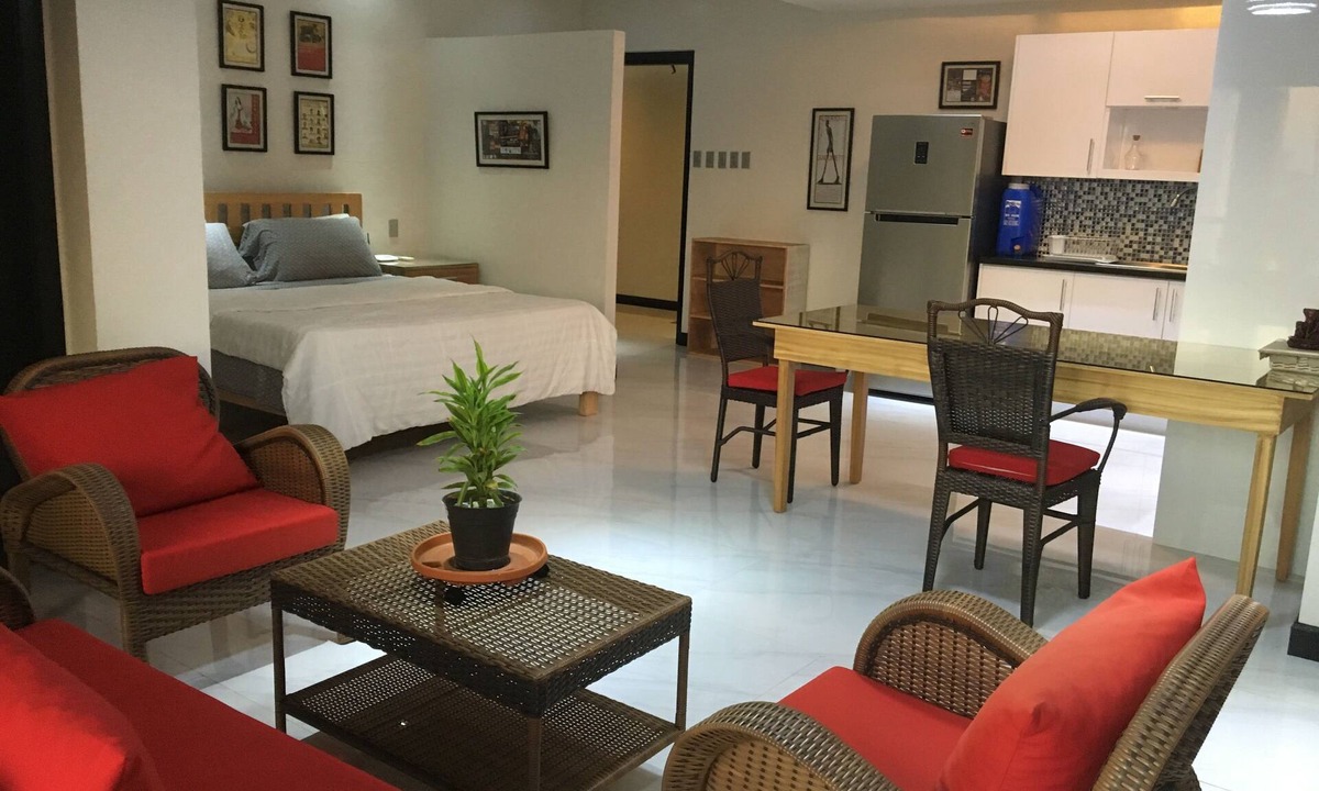 Malabanias Apartment | King Studio 607
