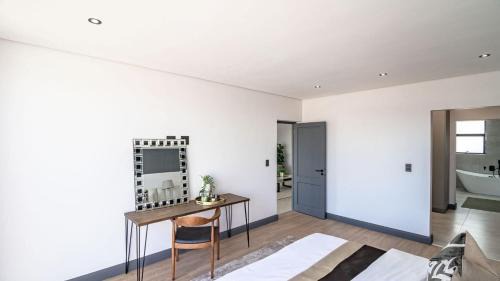 Centurion Apartment | Kingdom Vegas
