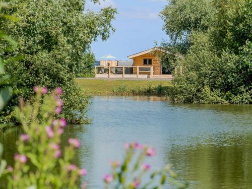 Skegness House | Kingfisher Cabin