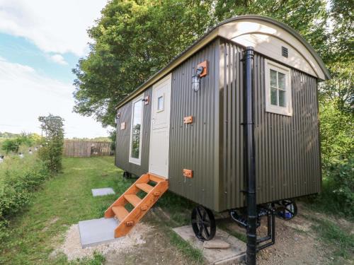 Ridgeway House | Kingfisher Hut