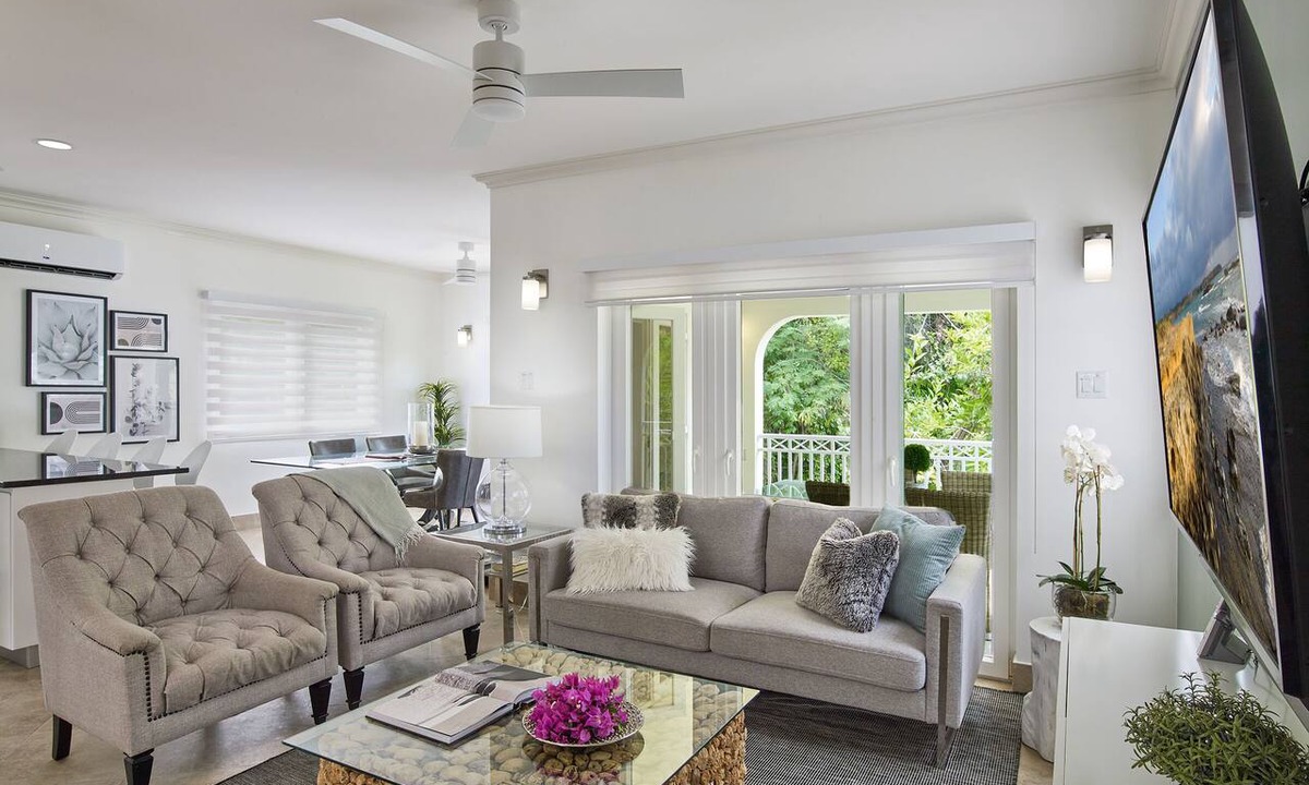 Gibbs Bay Condo | KingsGate #1 - by ZenBreak