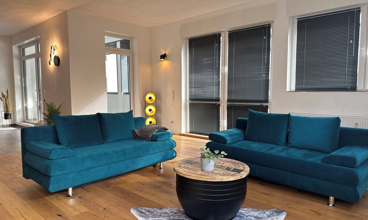 Euskirchen Apartment | KingSize Bed, two SofaBed, Full Kitchen, WorkSpace 650MBit, Netflix, Centrum,