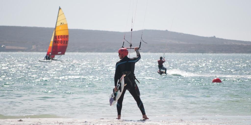 Langebaan Hostel | Kite Basecamp Langebaan