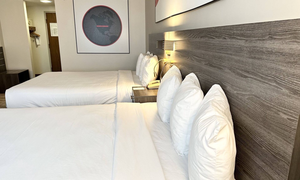 Cedar Rapids - Iowa City Hotel | Kiteville Cedar Rapids
